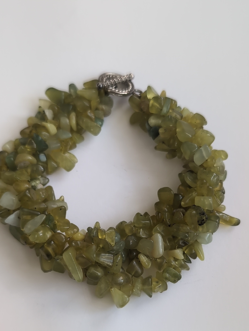Peridot Chip Bracelet with Silver Toggle Clasp - Unbranded